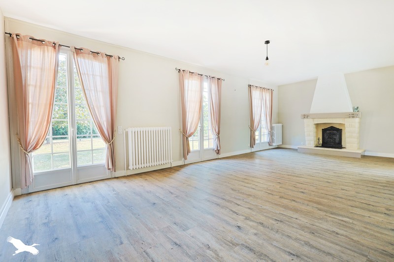 Vente Maison LAMONZIE ST MARTIN - 7 pièces -185 m² - (24680)