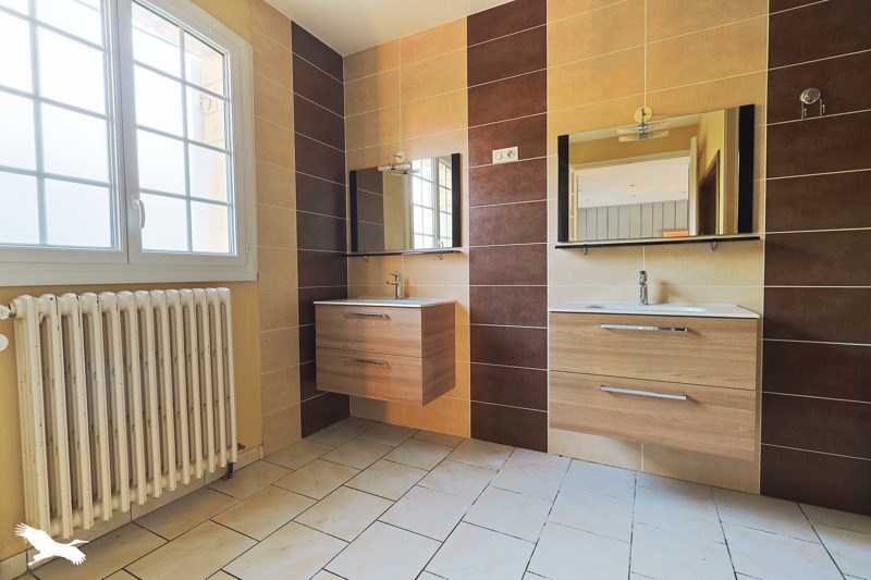 Vente Maison LAMONZIE ST MARTIN - 7 pièces -185 m² - (24680)