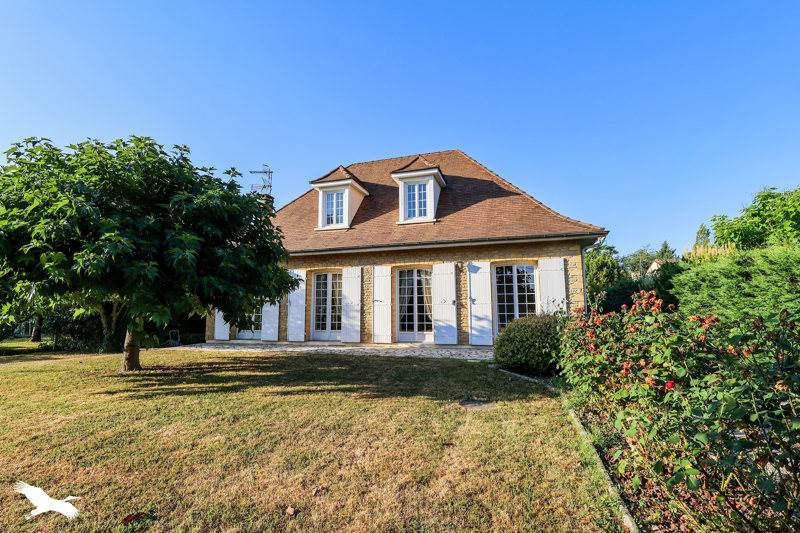 Vente Maison LAMONZIE ST MARTIN - 7 pièces -185 m² - (24680)