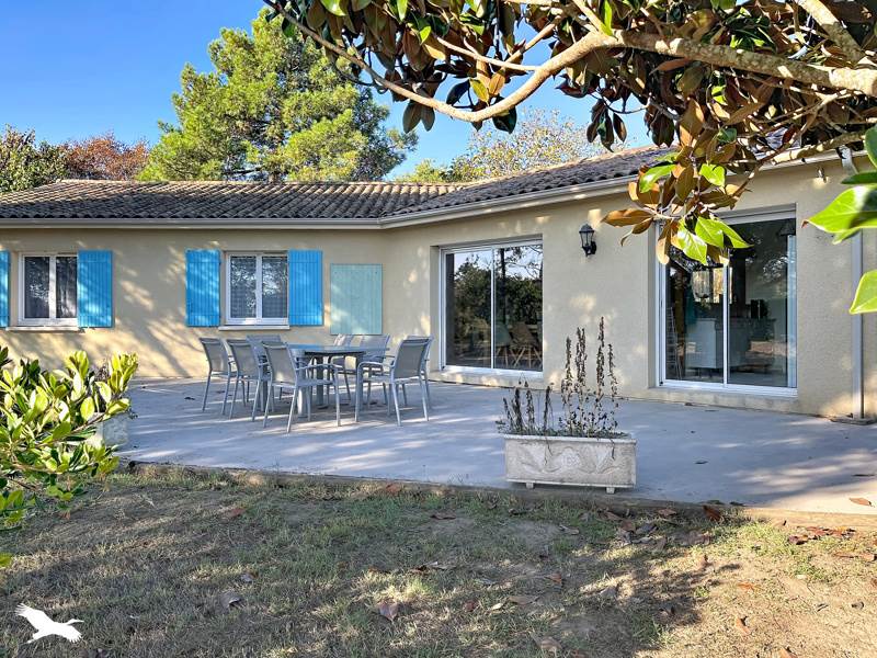Maison 5 pièces 129 m² · à Saint-Pierre-d'Eyraud · 129 m² · 273 900 €