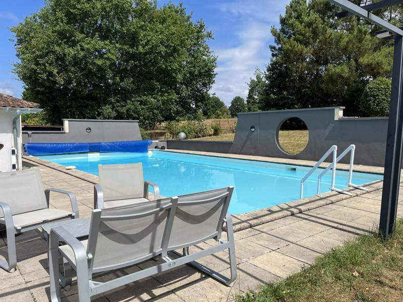 Vente Maison PRIGONRIEUX - 4 pièces -206 m² - (24130)