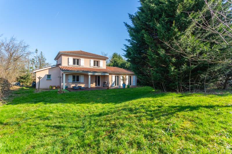Vente Maison LA TOUR DE SALVAGNY - 6 pièces -135 m² - (69890)