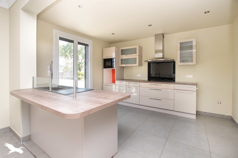 Vente Maison AUREVILLE - 7 pièces -252 m² - (31320)