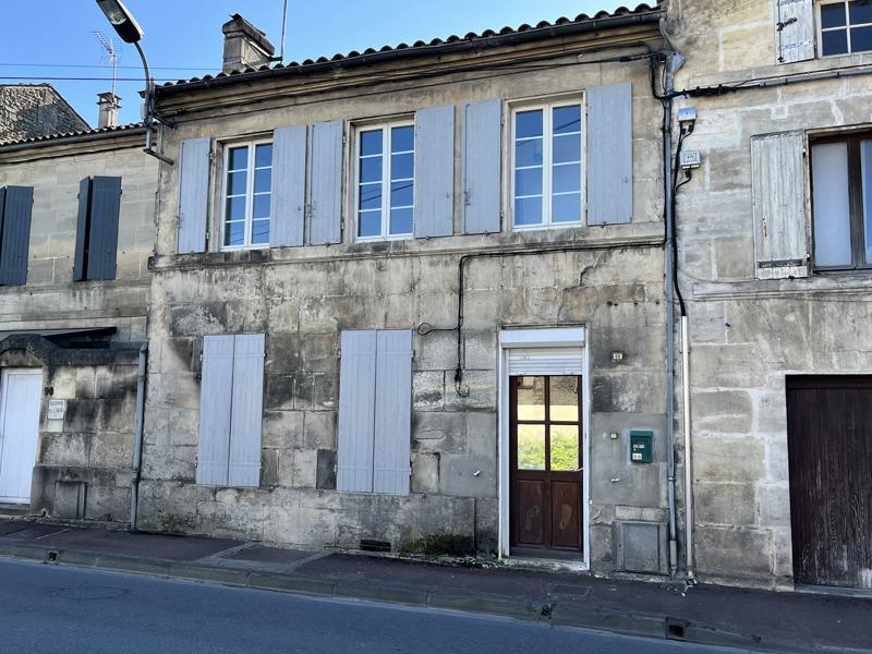 Vente Maison COGNAC - 1 pièce -55 m² - (16100)