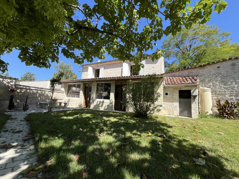 Vente Maison MERPINS - 5 pièces -157 m² - (16100)