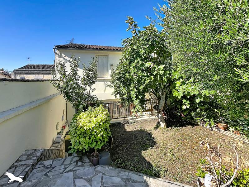 Vente Maison COGNAC - 1 pièce -96 m² - (16100)
