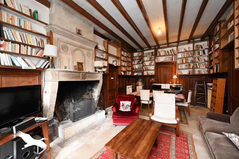 Vente Maison CHERVES RICHEMONT - 10 pièces -776 m² - (16370)