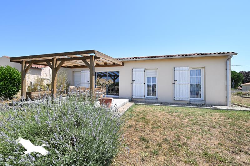 Vente Maison CHERVES RICHEMONT 16370 5 pièces - 97 m²
