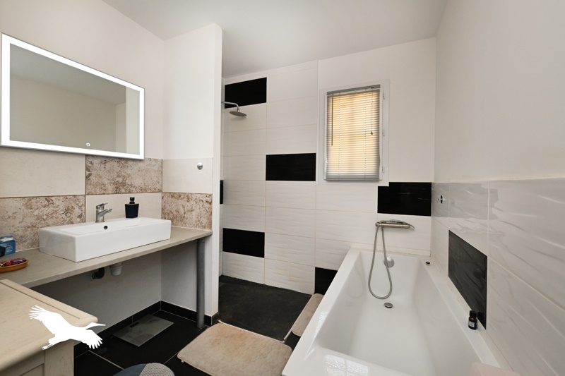 Vente Maison CHERVES RICHEMONT - 5 pièces -97 m² - (16370)