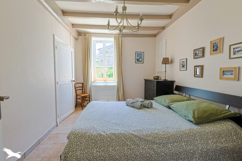 Vente Maison LOUZAC ST ANDRE - 8 pièces -407 m² - (16100)