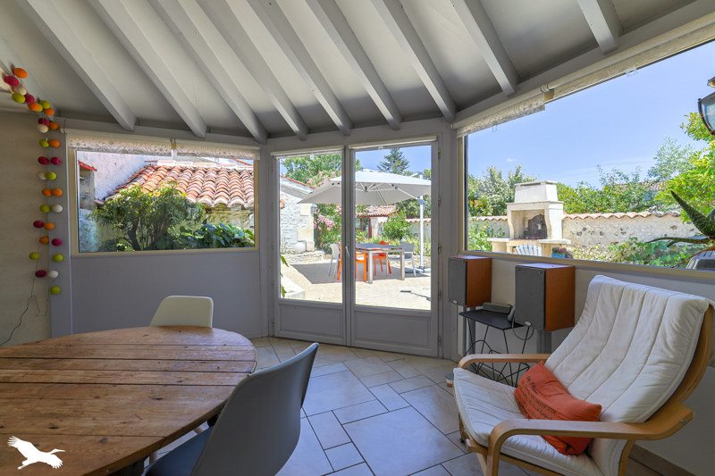 Vente Maison LOUZAC ST ANDRE - 8 pièces -407 m² - (16100)