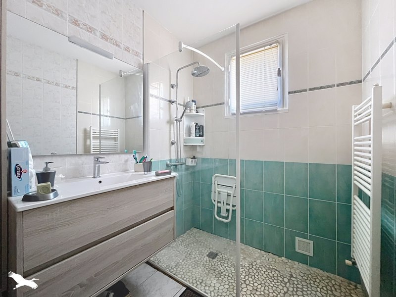 Vente Maison Saint-Laurent-de-Cognac - 6 pièces -140 m² - (16100)