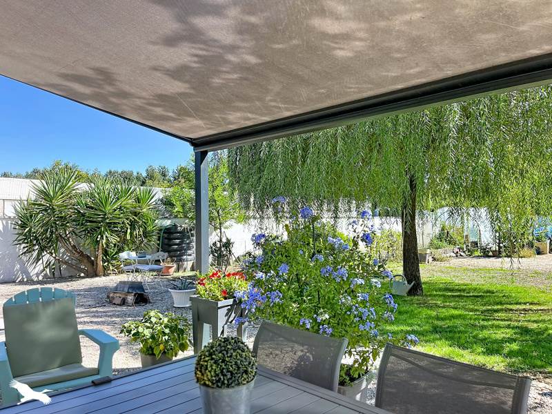 Vente Maison Saint-Laurent-de-Cognac - 6 pièces -140 m² - (16100)