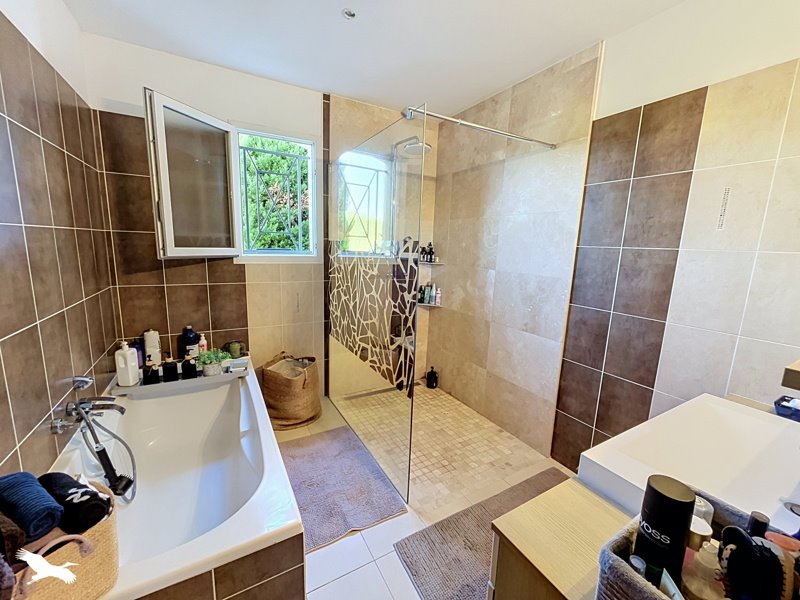 Vente Maison Boutiers-Saint-Trojan - 5 pièces -155 m² - (16100)