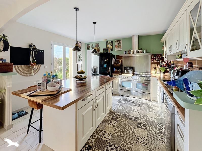 Vente Maison Boutiers-Saint-Trojan - 5 pièces -155 m² - (16100)