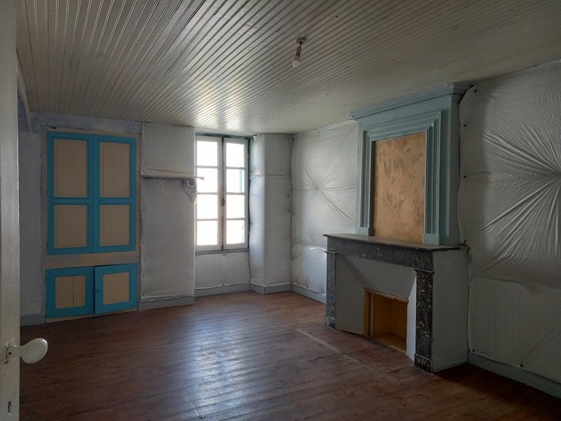 Vente Maison NIEUL LE VIROUIL - 5 pièces -120 m² - (17150)