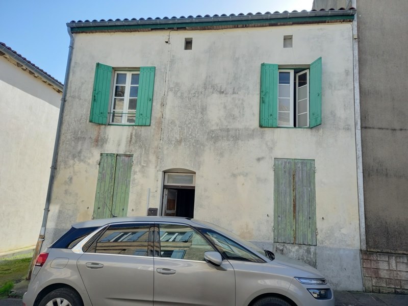 Vente Maison NIEUL LE VIROUIL - 5 pièces -120 m² - (17150)