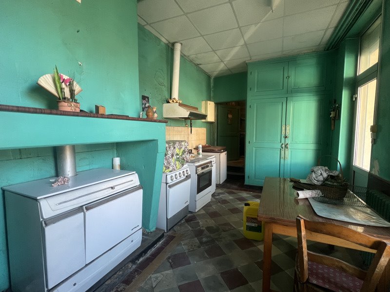 Vente Maison ST BONNET SUR GIRONDE - 12 pièces -294 m² - (17150)
