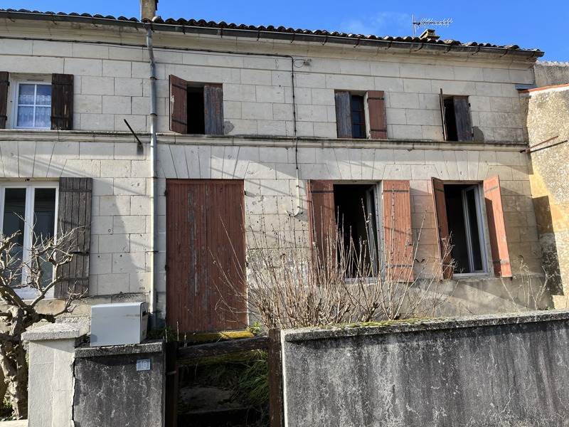 Vente Maison LORIGNAC - 7 pièces -140 m² - (17240)