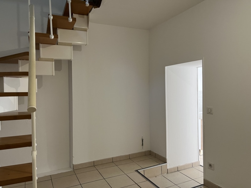 Vente Maison MIRAMBEAU - 3 pièces -82 m² - (17150)