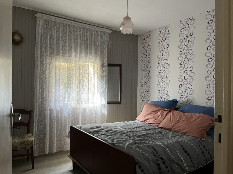 Vente Maison ST GEORGES DES AGOUTS - 8 pièces -130 m² - (17150)