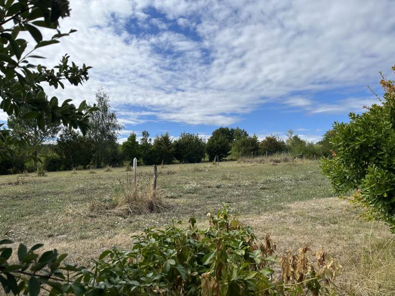 Vente Maison ST GEORGES DES AGOUTS - 8 pièces -130 m² - (17150)