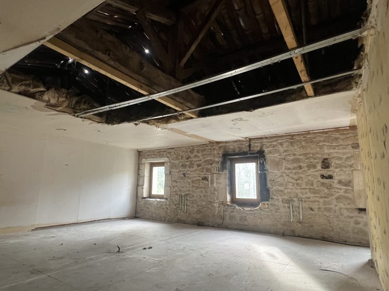 Vente Maison BOISREDON - 6 pièces -160 m² - (17150)