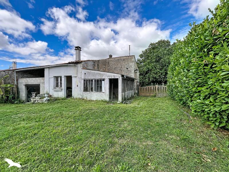 Vente Maison ST DIZANT DU GUA - 6 pièces -125 m² - (17240)