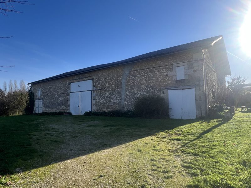 Vente Maison ST THOMAS DE CONAC - 11 pièces -318 m² - (17150)