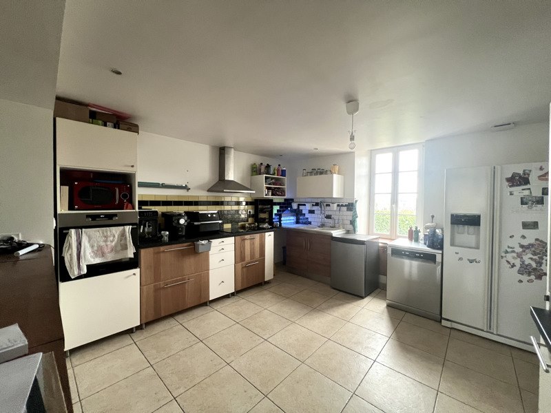 Vente Maison MIRAMBEAU - 6 pièces -170 m² - (17150)