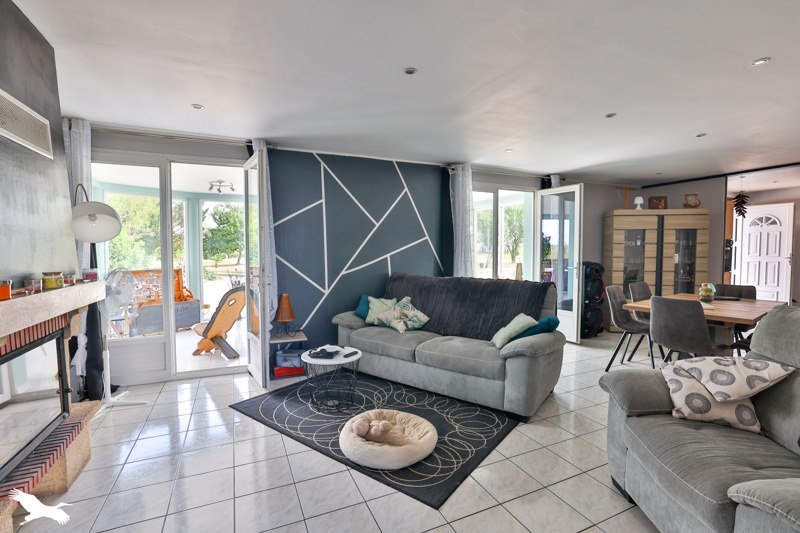 Vente Maison BOISREDON - 7 pièces -147 m² - (17150)