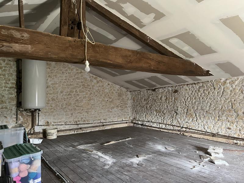 Vente Maison ST BONNET SUR GIRONDE - 3 pièces -100 m² - (17150)
