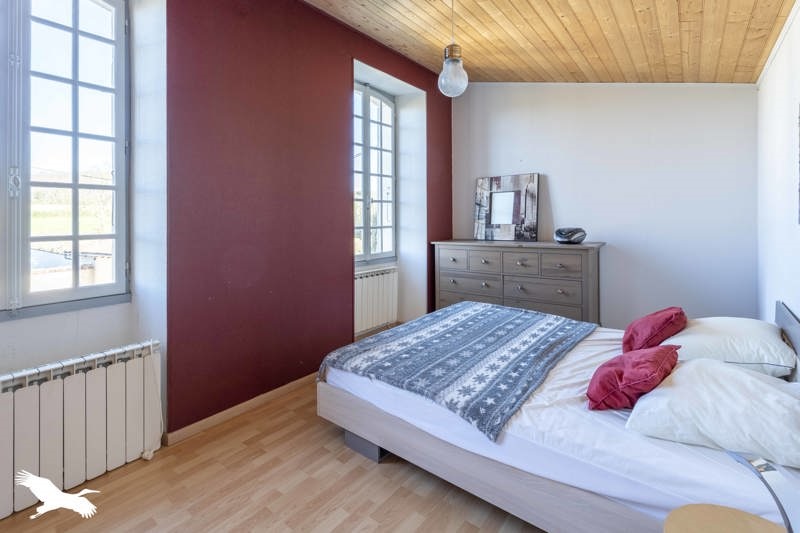 Vente Maison MIRAMBEAU - 7 pièces -200 m² - (17150)