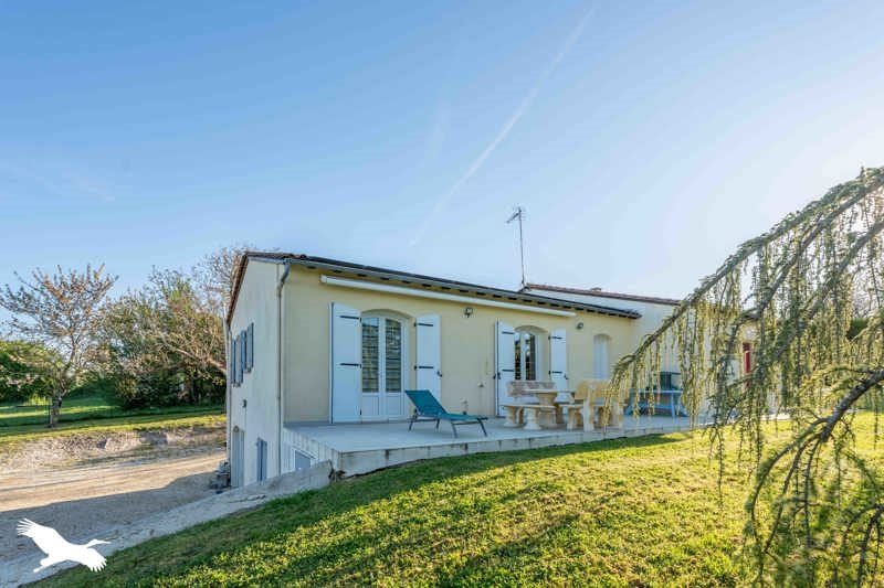 Vente Maison CONSAC - 4 pièces -125 m² - (17150)