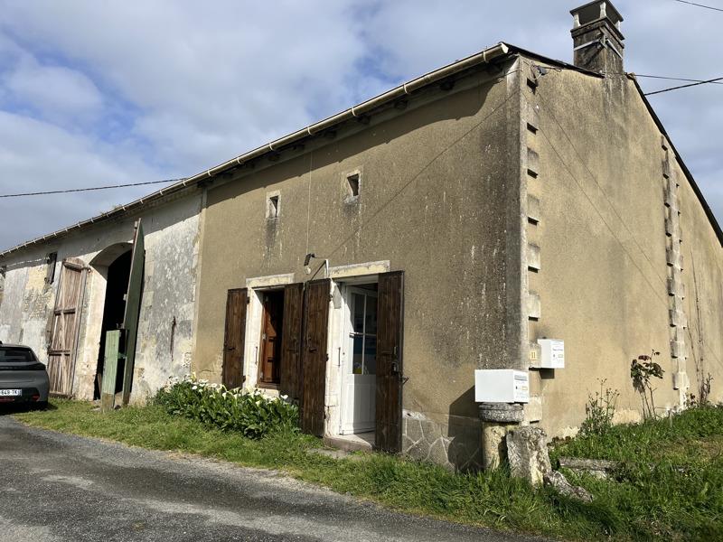Vente Maison SEMOUSSAC - 2 pièces -93 m² - (17150)
