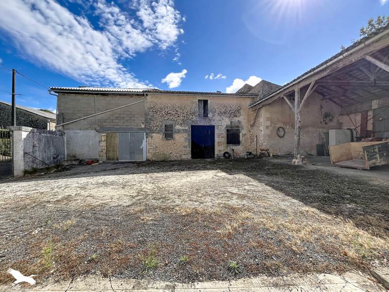 Vente Maison Mirambeau - 4 pièces -75 m² - (17150)