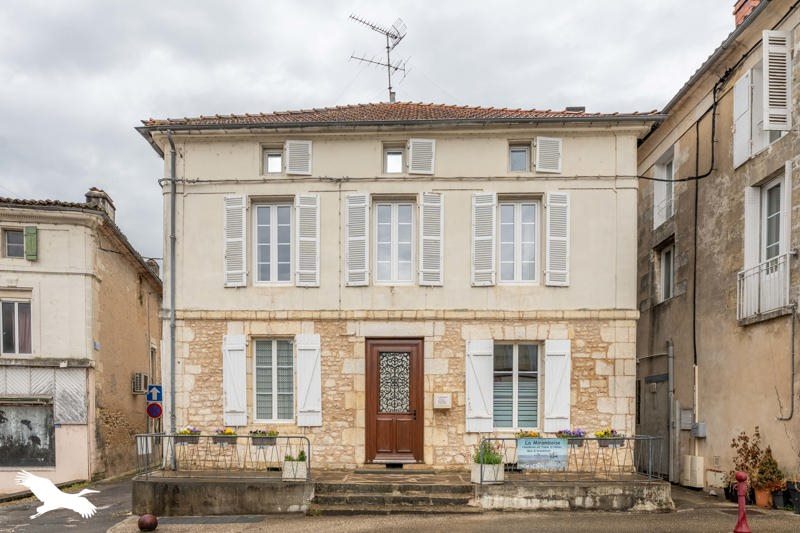 Vente Maison MIRAMBEAU 17150 9 pièces - 295 m²