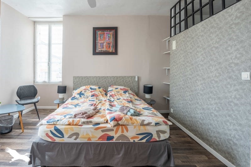 Vente Maison MIRAMBEAU - 9 pièces -295 m² - (17150)