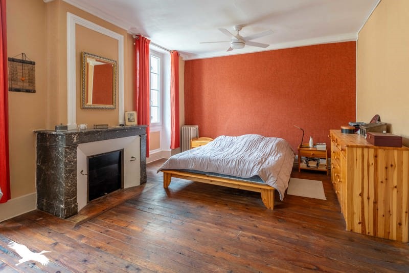Vente Maison MIRAMBEAU - 9 pièces -295 m² - (17150)
