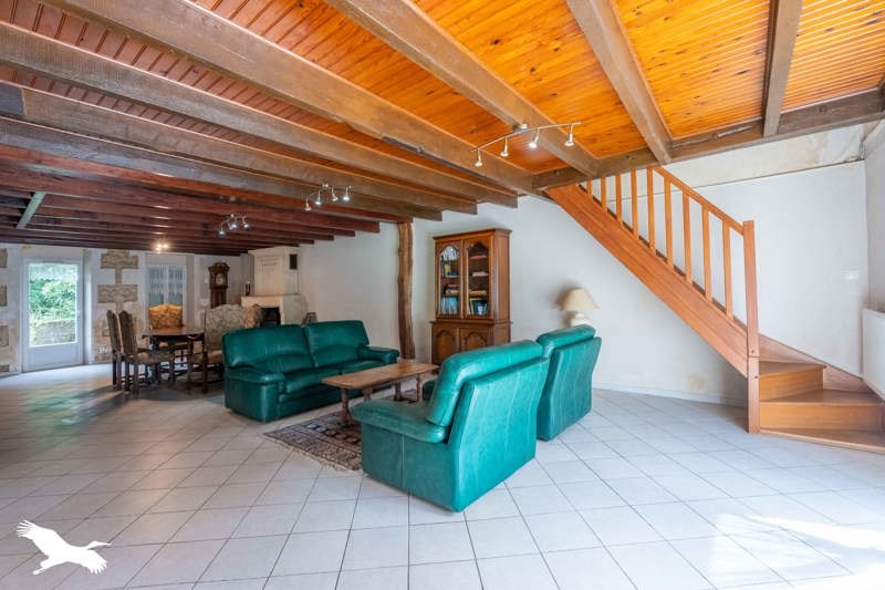 Vente Maison ST BONNET SUR GIRONDE - 6 pièces -170 m² - (17150)