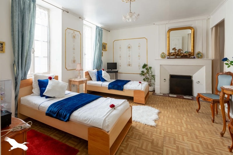 Vente Maison MIRAMBEAU - 5 pièces -155 m² - (17150)