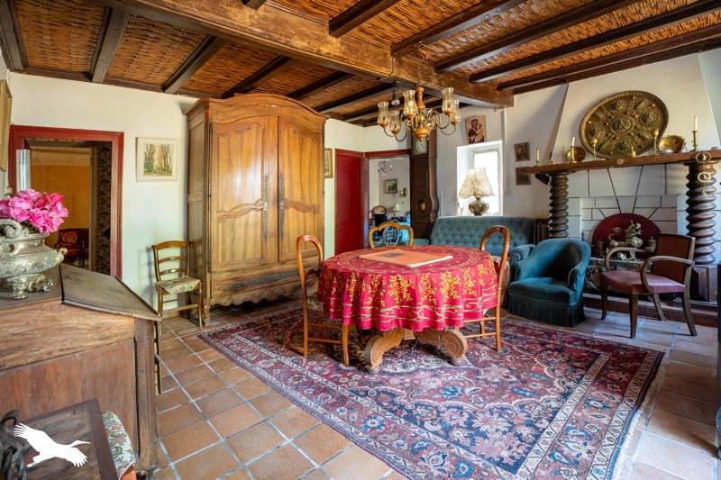 Vente Maison MIRAMBEAU - 9 pièces -270 m² - (17150)