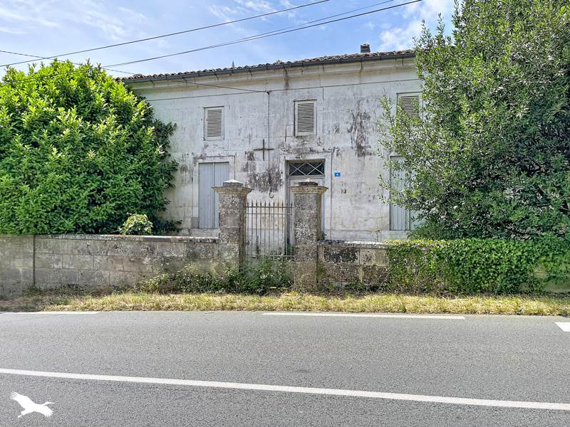 Vente Maison MIRAMBEAU - 5 pièces -155 m² - (17150)