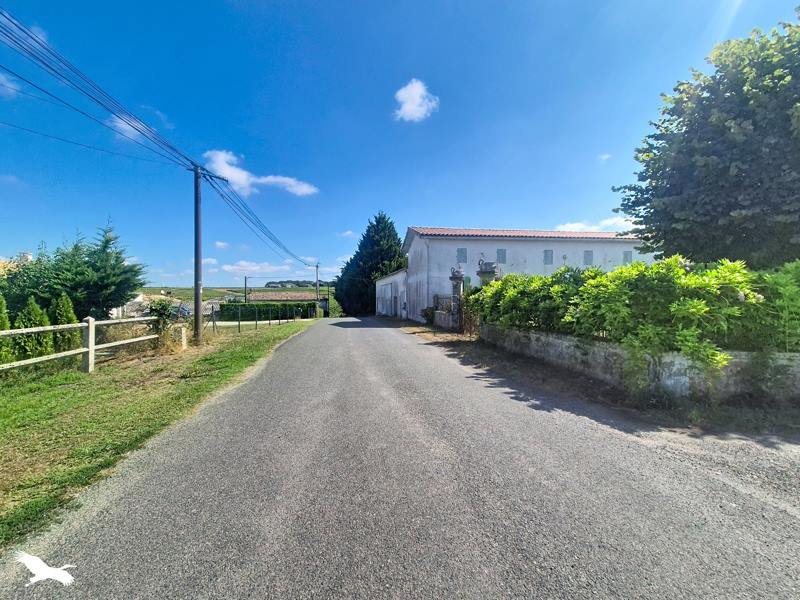 Vente Maison Saint-Thomas-de-Conac - 3 pièces -120 m² - (17150)