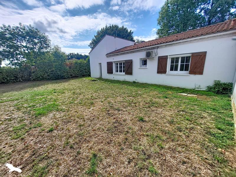 Maison 4 pièces 110 m² · à Mirambeau · 110 m² · 150 500 €