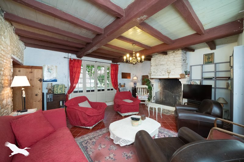 Vente Maison ST FORT SUR GIRONDE - 6 pièces -162 m² - (17240)