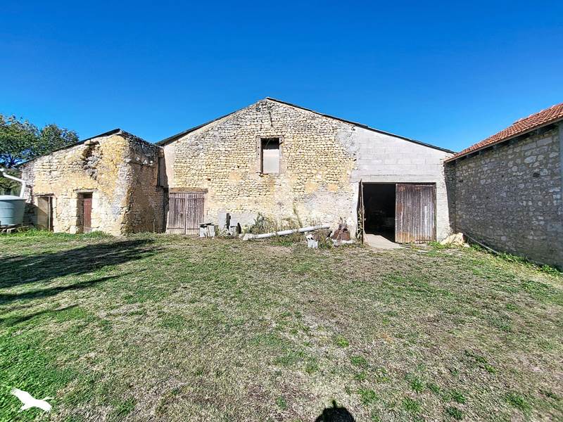 Vente Maison Saint-Georges-des-Agoûts - 4 pièces -88 m² - (17150)