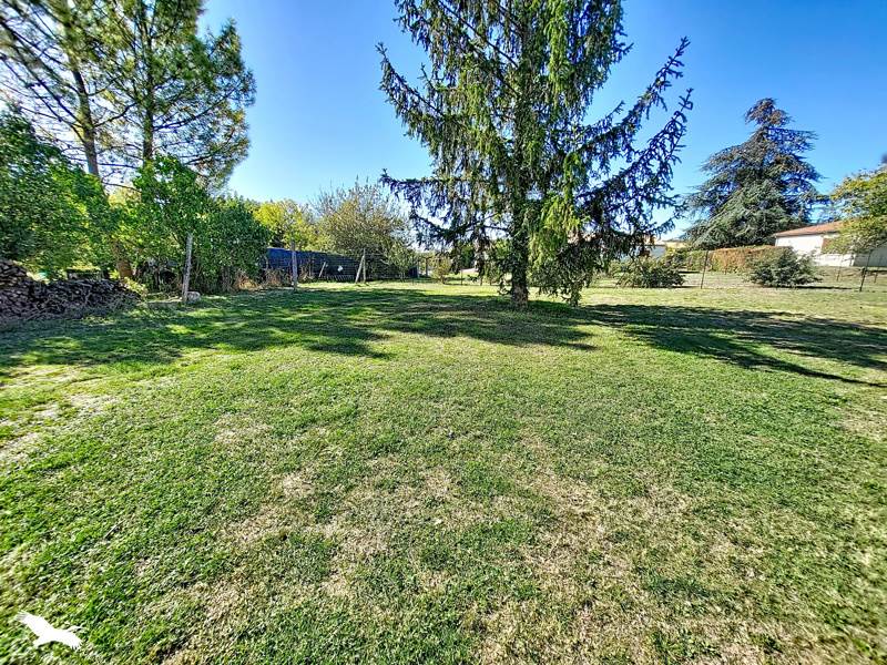 Vente Maison Saint-Georges-des-Agoûts - 4 pièces -88 m² - (17150)