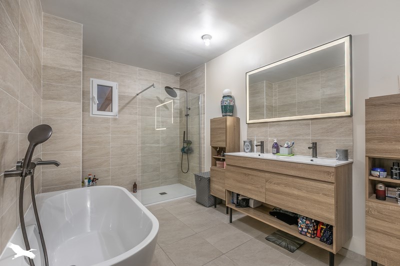 Vente Maison MIOS - 6 pièces -180 m² - (33380)