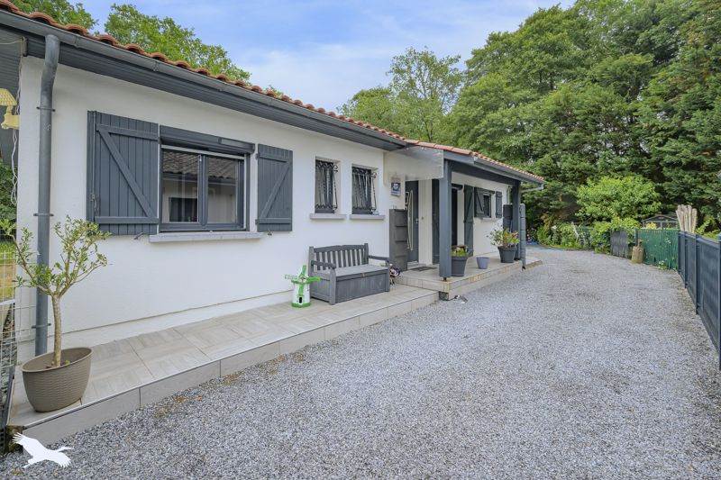 Vente Maison MIOS - 4 pièces -88 m² - (33380)